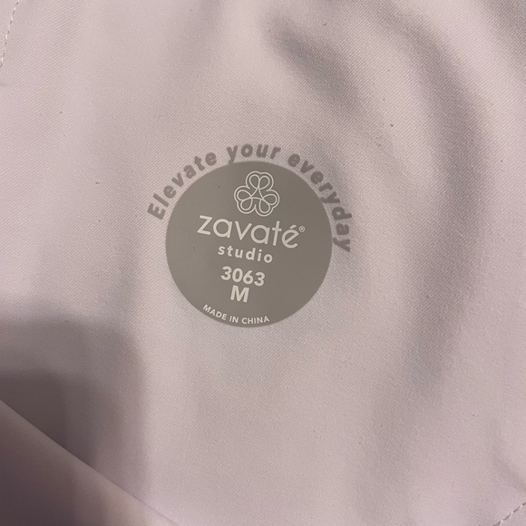 Zavate white scrubs - Picture 6 of 6